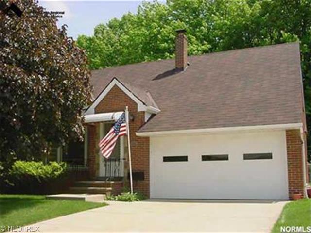 1589 E 230 St, Euclid, OH 44117 photo 1