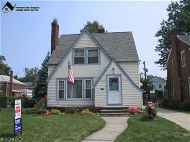31 E 213th St, Euclid, OH 44123 photo 1