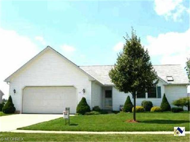 118 Falcon St, Elyria, OH 44035 photo 1