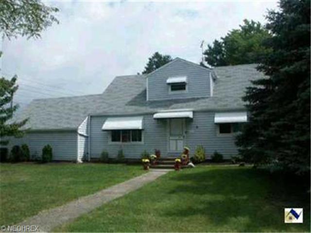 1705 Rush Rd, Wickliffe, OH 44092 photo 1