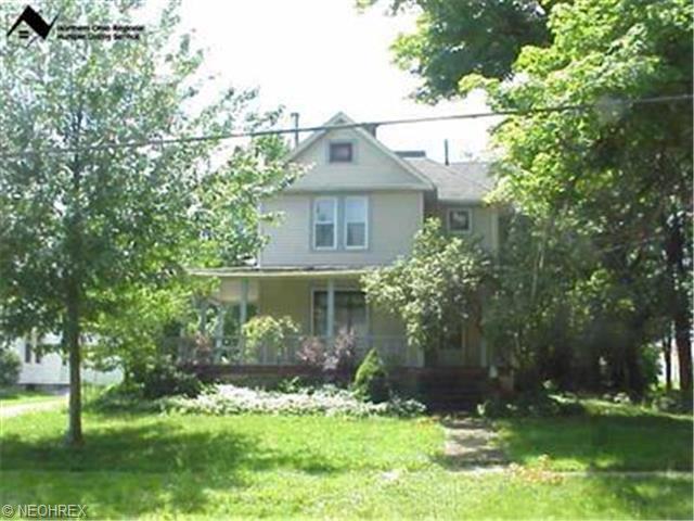 42 E Walnut St, Jefferson, OH 44047 photo 1
