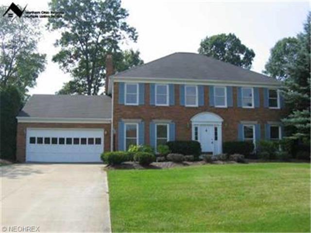 34754 Bramble Ln, Solon, OH 44139 photo 1