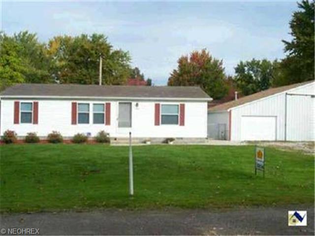 2225 E 45th St, Ashtabula, OH 44004 photo 1