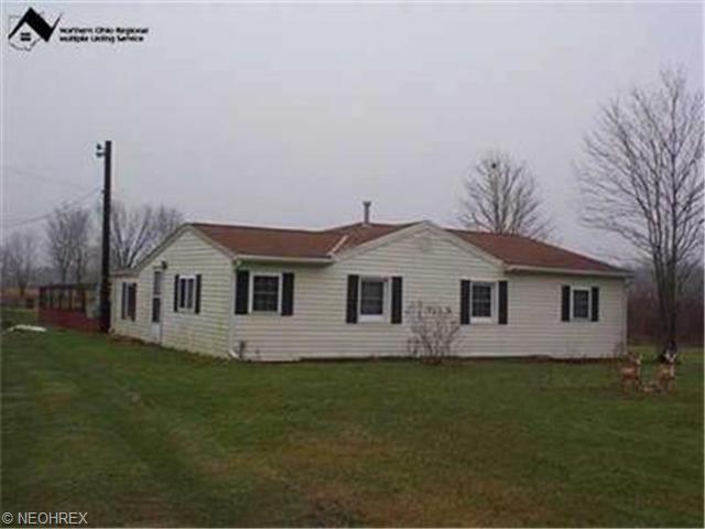 5600 Hoffman Rd, Rome, OH 44085 photo 1