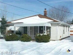 1807 Robindale St, Wickliffe, OH 44092 photo 1