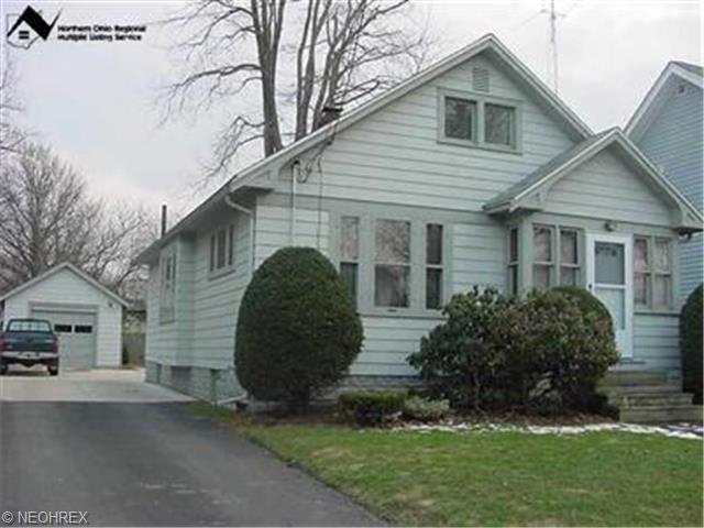 1822 W 13th St, Ashtabula, OH 44004 photo 1