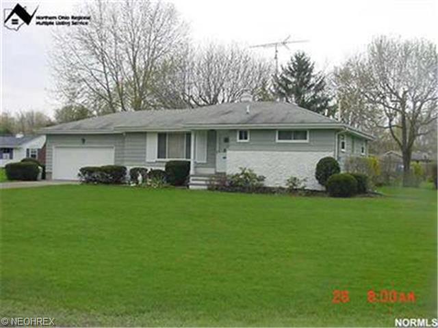 42783 Crestlane Dr, Elyria, OH 44035 photo 1