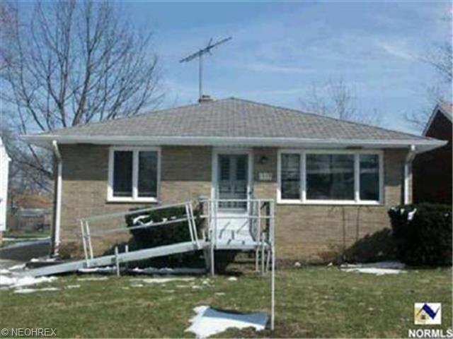 1275 Sunset, Cleveland, OH 44124 photo 1