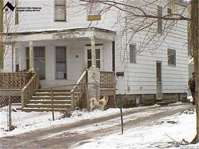 418 W 54 St, Ashtabula, OH 44004 photo 1