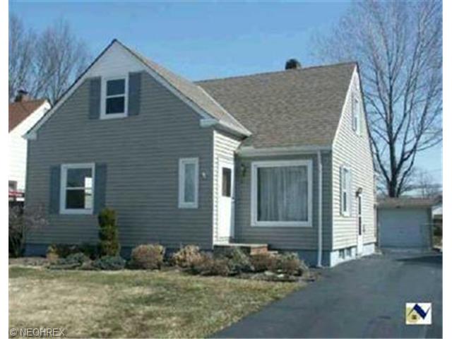 467 E 272nd St, Euclid, OH 44132 photo 1