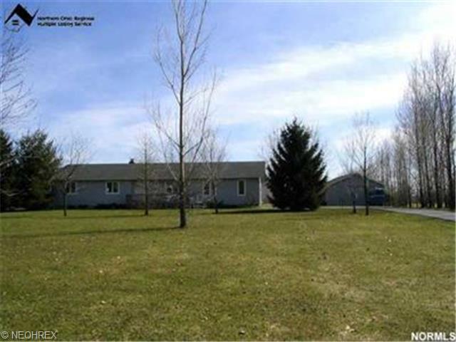 11155 Elk Run Rd, Chardon, OH 44024 photo 1