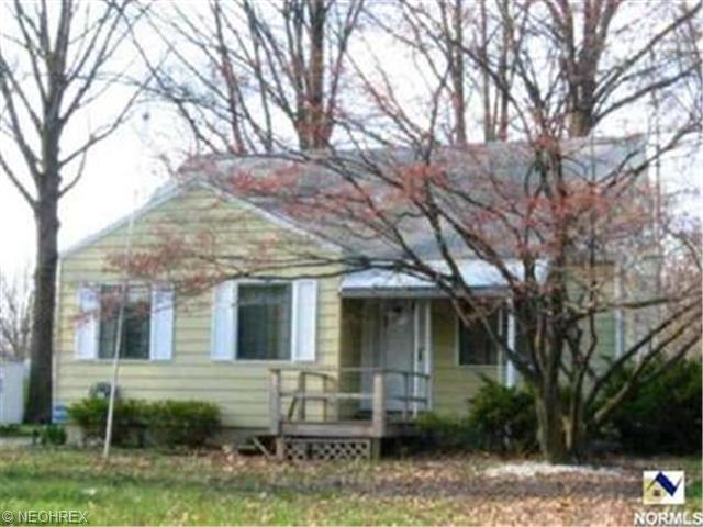 544 Cornell Ave, Elyria, OH 44035 photo 1