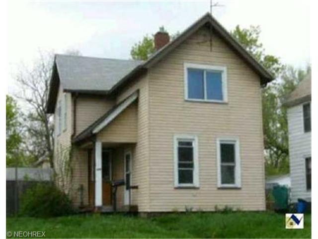 126 Parkview Ct, Elyria, OH 44035 photo 1