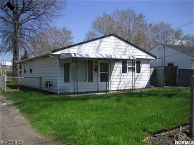 423 Wesley, Elyria, OH 44035 photo 1