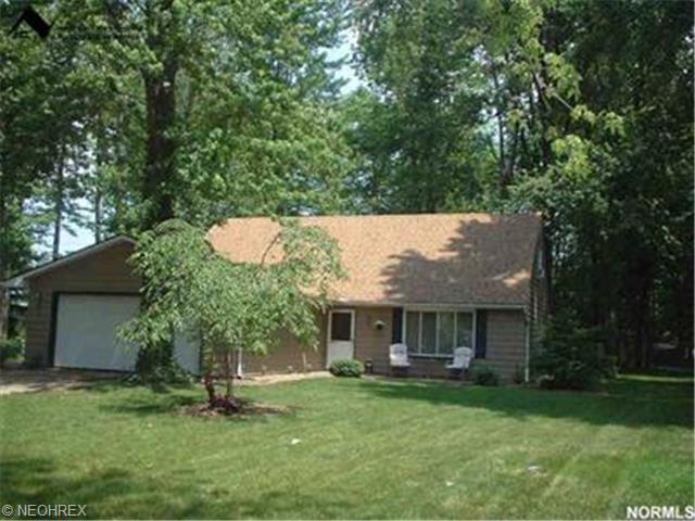 196 Hemlock Dr, Elyria, OH 44035 photo 1