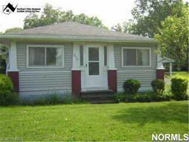 370 E 41 St, Lorain, OH 44052 photo 1