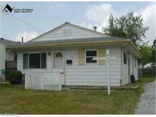 993 Salem Ave, Elyria, OH 44035 photo 1