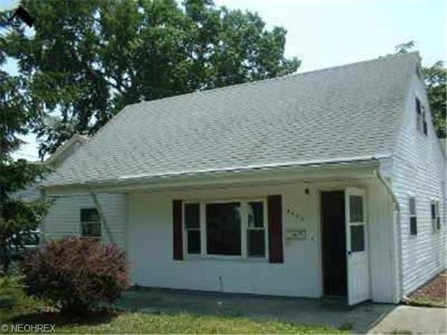 3406 Grant, Lorain, OH 44052 photo 2