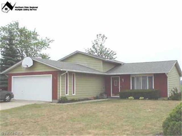 111 Lee Ct, Elyria, OH 44035 photo 1