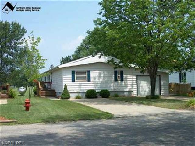 382 Stable Dr, Lagrange, OH 44050 photo 1