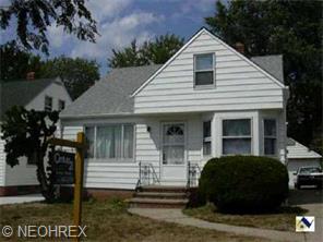 20919 Libby Rd, Maple Heights, OH 44137 photo 2