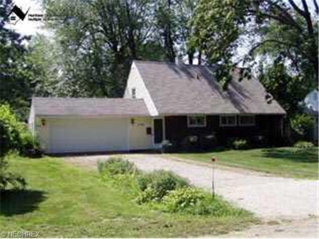2136 E 41st St, Ashtabula, OH 44004 photo 1