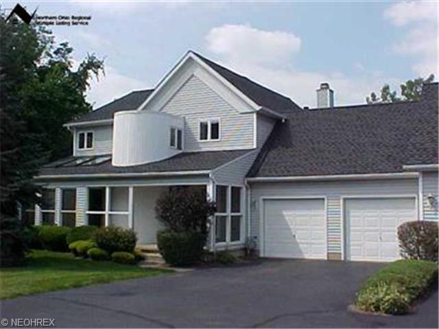 184 Burns Rd, Elyria, OH 44035 photo 1