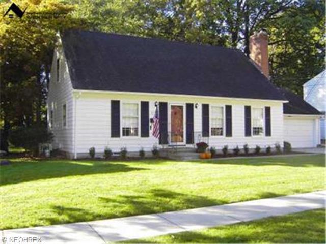 211 Pinehurst Rd, Munroe Falls, OH 44262 photo 1