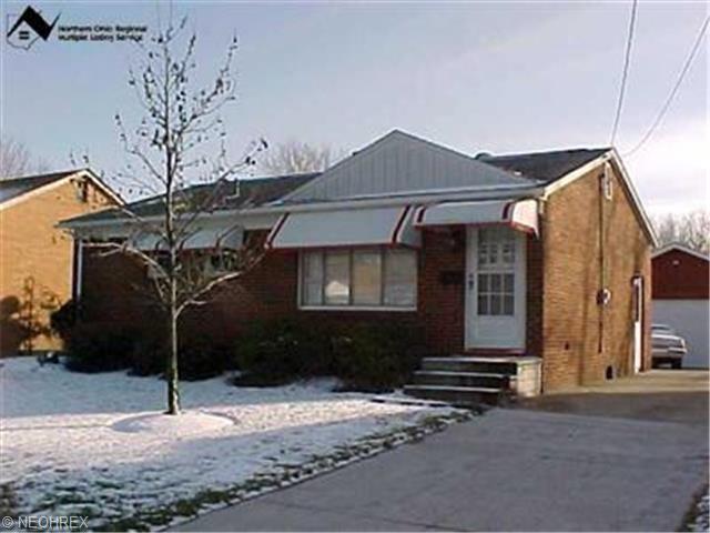 833 Wilder Ave, Elyria, OH 44035 photo 1