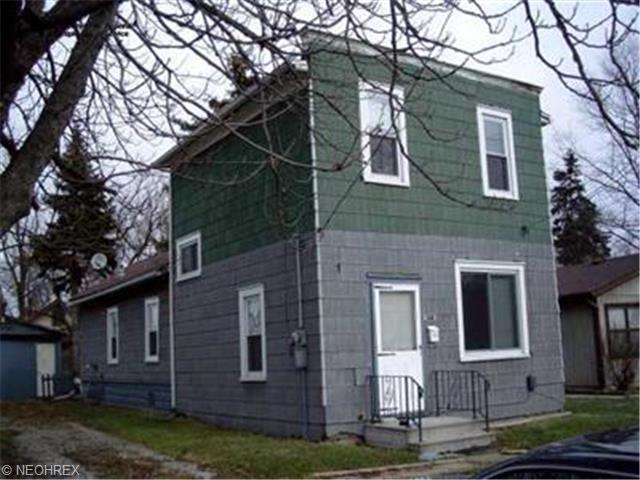 111 Bath, Elyria, OH 44035 photo 1