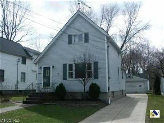 38038 Wright St, Willoughby, OH 44094 photo 1