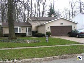 933 Bennett Dr, Elyria, OH 44035 photo 1