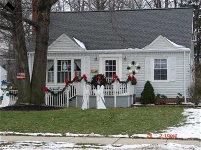 444 E 270, Euclid, OH 44132 photo 1