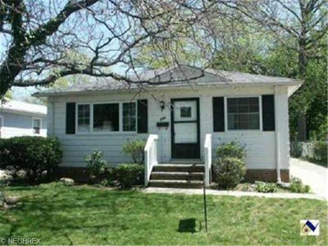 337 E 238th St, Euclid, OH 44123 photo 1