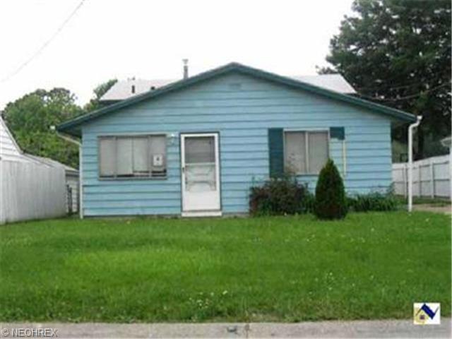 408 Wesley Ave, Elyria, OH 44035 photo 1