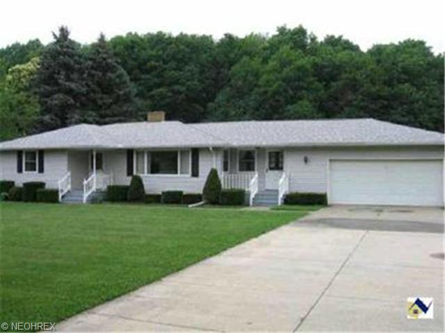 827 Howard Rd, Ashtabula, OH 44004 photo 1