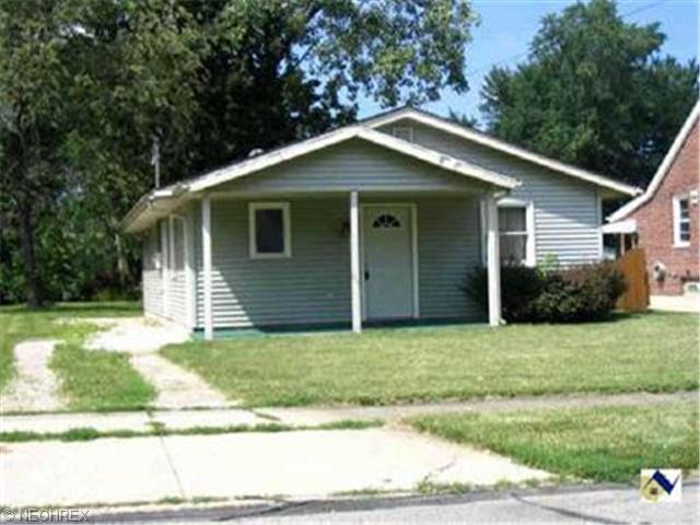 124 Warden Ave, Elyria, OH 44035 photo 1