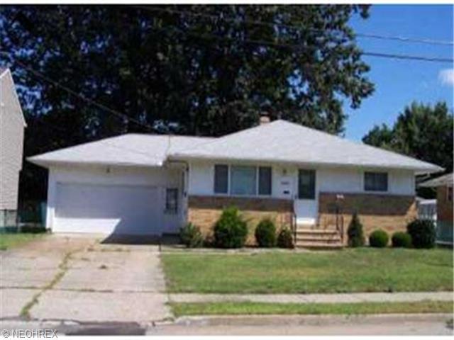 30899 Harrison Rd, Wickliffe, OH 44092 photo 1