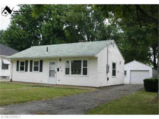 119 Dilworth St, Elyria, OH 44035 photo 1