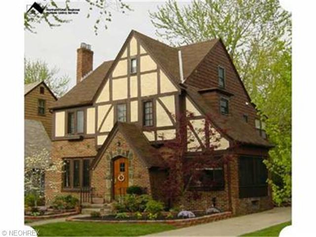 285 E 216th St, Euclid, OH 44123 photo 1