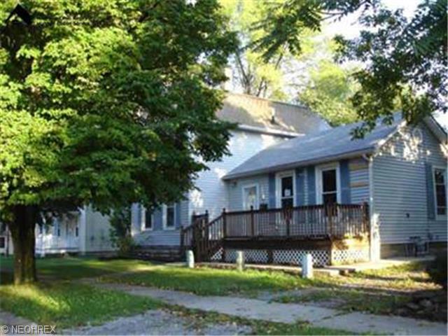 429 13th St, Elyria, OH 44035 photo 1