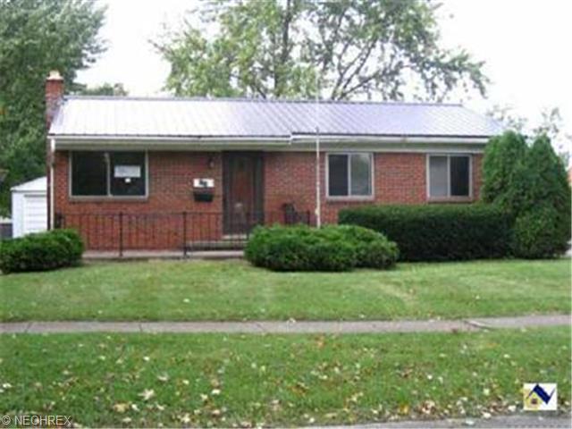 704 Georgetown Ave, Elyria, OH 44035 photo 1