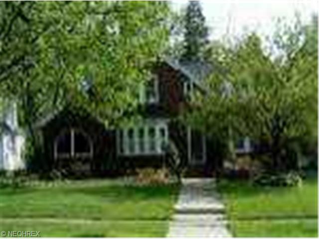 225 Hamilton Ave, Elyria, OH 44035 photo 1