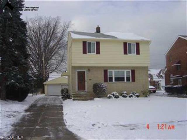 398 E 215th St, Euclid, OH 44123 photo 1