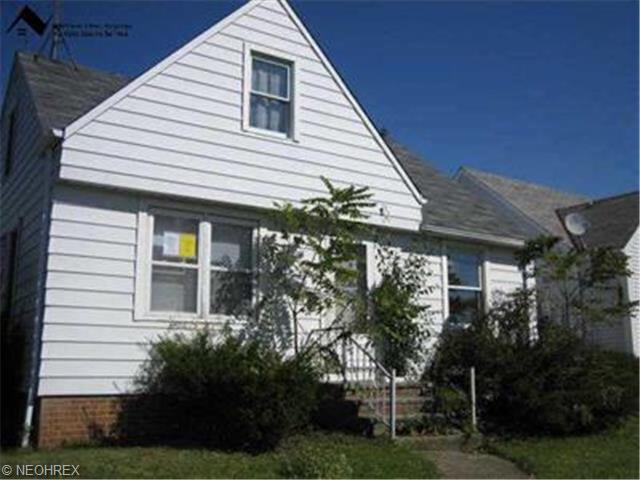 21203 Libby Rd, Maple Heights, OH 44137 photo 1