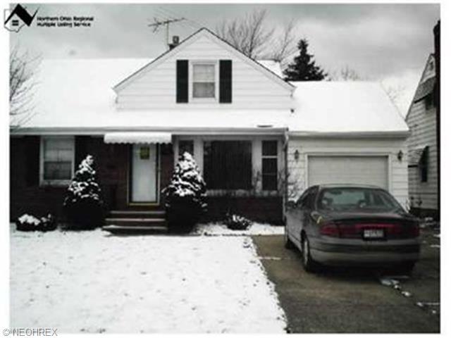 366 E 255th St, Euclid, OH 44132 photo 1