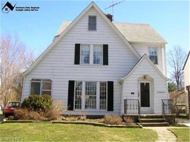231 E 216, Euclid, OH 44123 photo 1