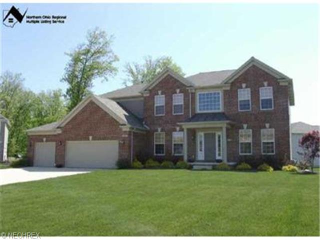 2811 Upton, Avon, OH 44011 photo 1