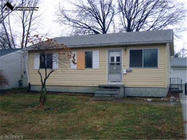 1933 E 39 St, Lorain, OH 44055 photo 1