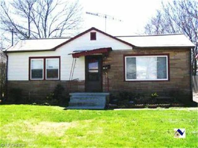 152 High St, Elyria, OH 44035 photo 1
